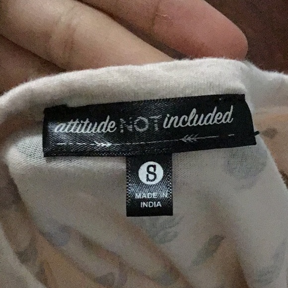 Cropped Tee - Picture 2 of 2